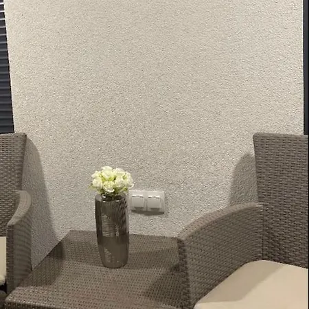 Luxe Central Living Apartman *